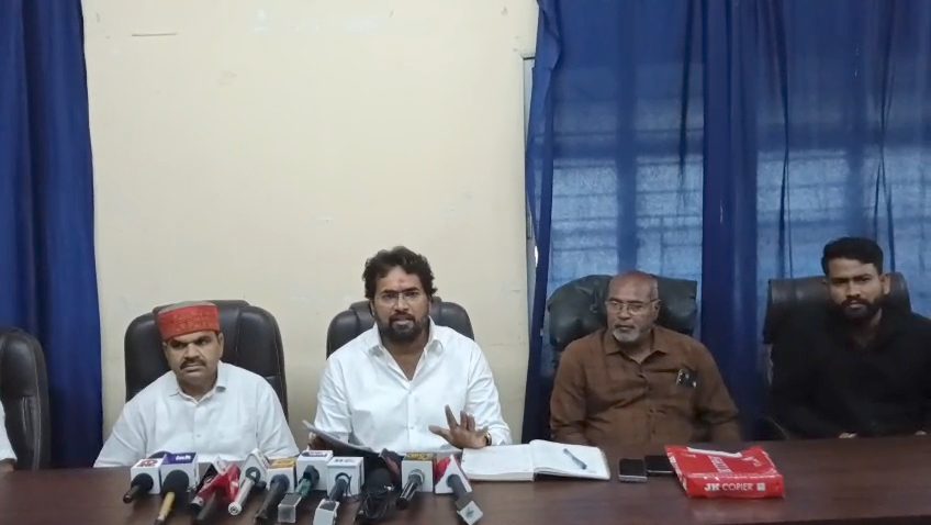 रावण दहन को लेकर विवाद – भले ही जेल जाना पड़े पर रावण दहन वही करेंगे-सिद्धांशु मिश्रा