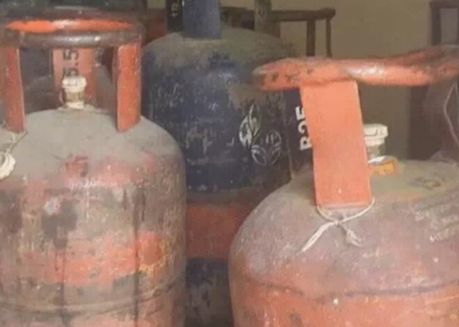 10- 12 दिन की वेटिंग से उपभोक्ता परेशान,छत्तीसगढ़ में एलपीजी संकट, एजेंसियों के बाहर लंबी कतारें