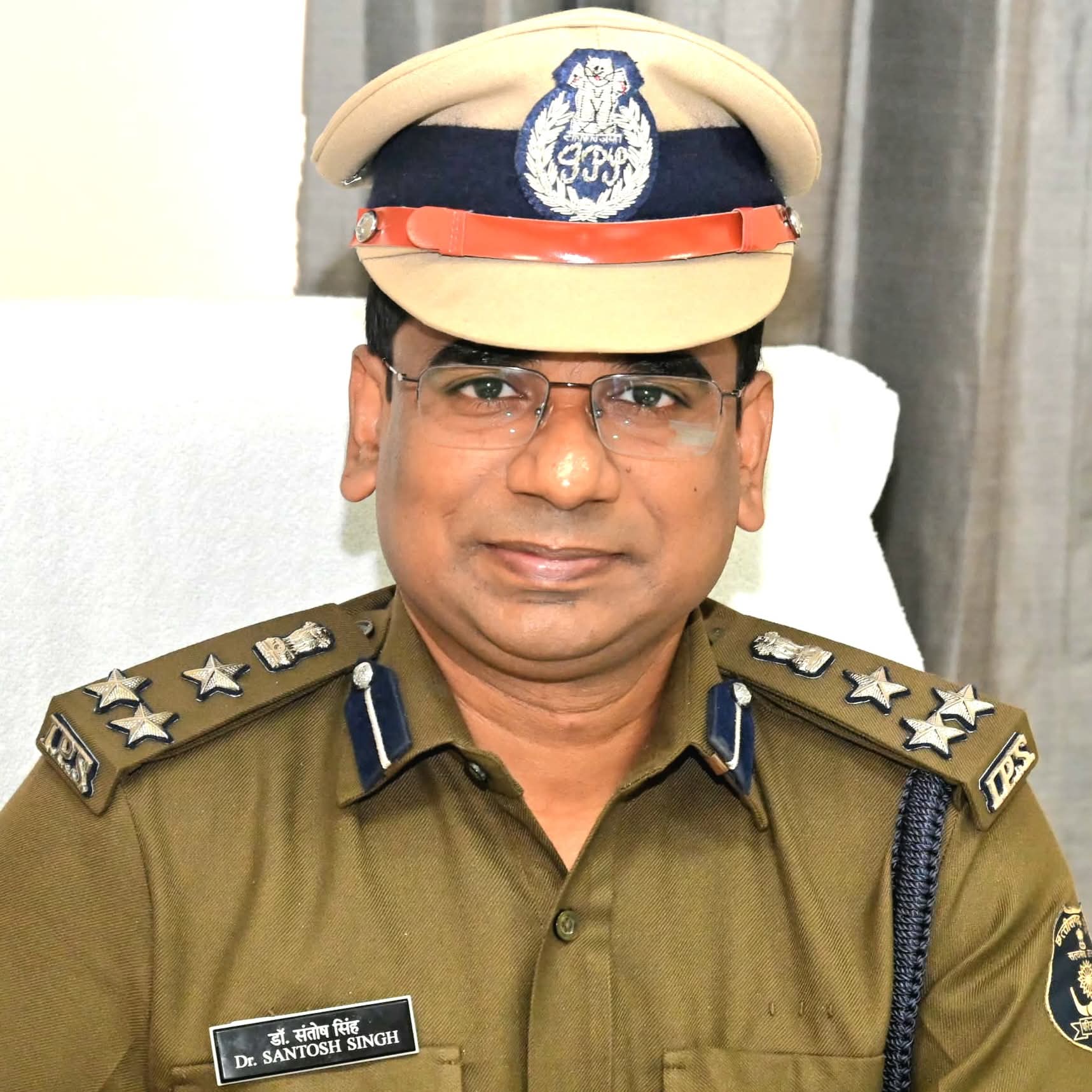 IPS संतोष सिंह CISF में बनेंगे DIG : केंद्रीय प्रतिनियुक्ति पर जाएंगे संतोष सिंह, गृह मंत्रालय ने जारी किया आदेश…