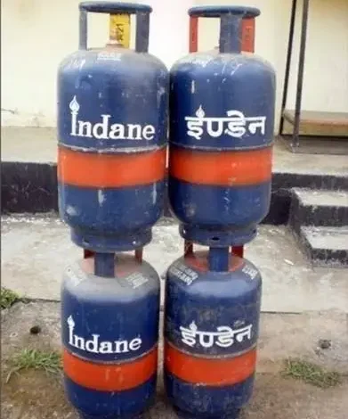 कमर्शियल गैस सिलेंडर पर सरकार का बड़ा फैसला, राज्यों को 10% अतिरिक्त LPG कोटा मिलेगा