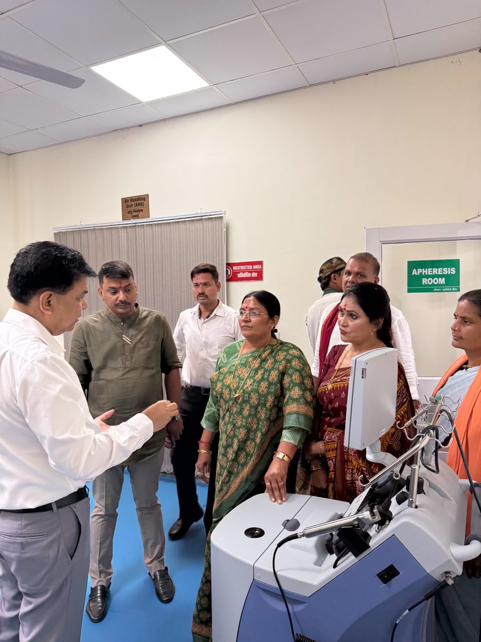 केंद्रीय मंत्री ने मल्टी स्पेशलिटी हॉस्पिटल का किया दौरा, व्यवस्थाओं का लिया जायजा