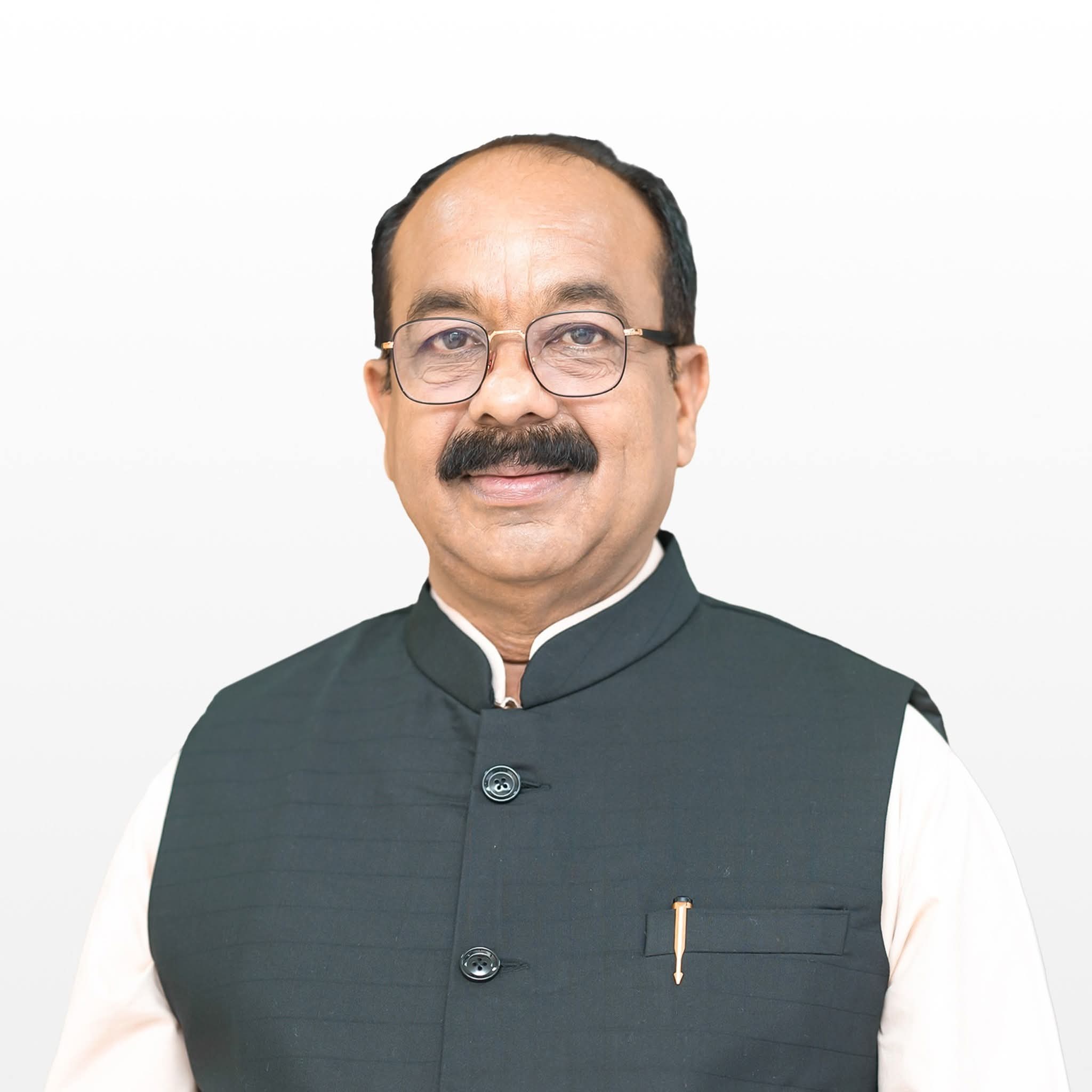 सड़कों व पुलों के निर्माण में गुणवत्ता और समय-सीमा सर्वोच्च प्राथमिकता, लेट-लतीफी बर्दाश्त नहीं की जाएगी – अरुण साव,,8 को कारण बताओ नोटिस, 2 ठेकेदारों पर कार्रवाई के लिए मुख्य अभियंता से प्रतिवेदन मंगाया